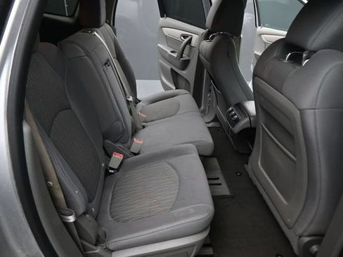 Used 2017 Chevrolet Traverse LS AWD/4WD image 16