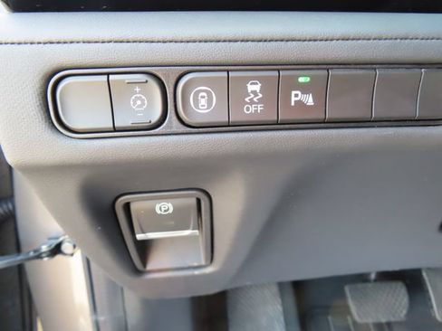 Used 2023 Acura MDX SH-AWD w/ Technology Package image 37