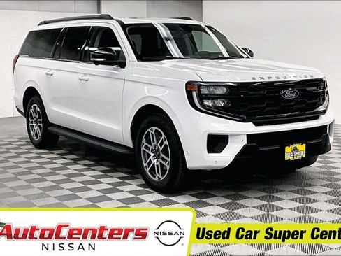 Used 2025 Ford Expedition Max Active AWD/4WD image 1