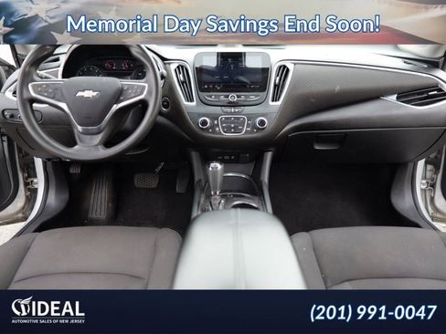Used 2020 Chevrolet Malibu LT FWD image 18