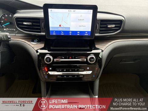 Used 2021 Ford Explorer Limited w/ Equipment Group 301A image 3