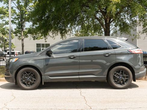 Used 2021 Ford Edge SE AWD/4WD image 6