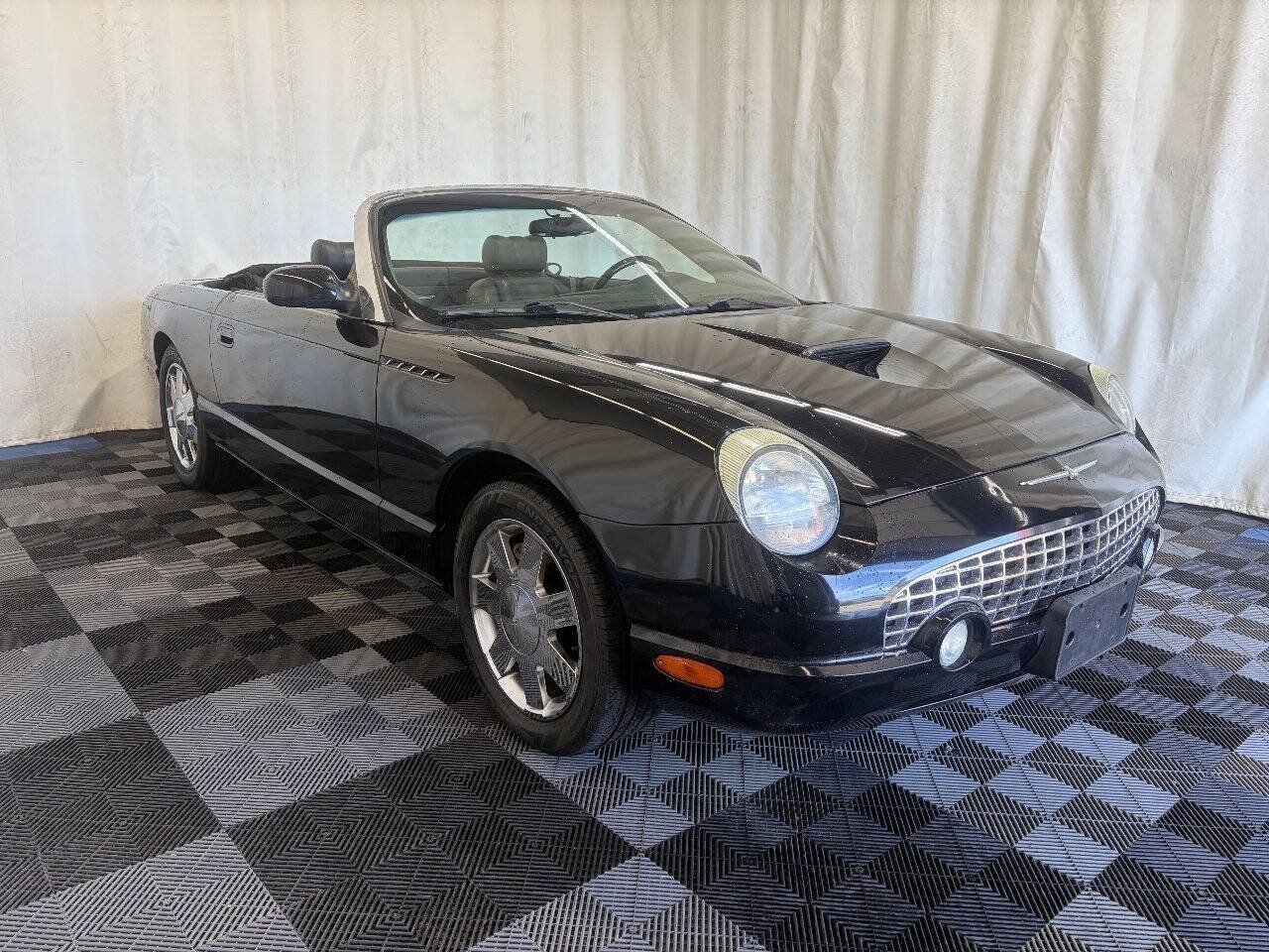 Used 2002 Ford Thunderbird RWD image 8