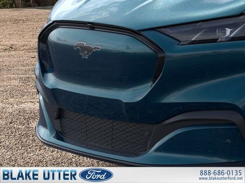 New 2026 Ford Mustang Mach-E Premium image 17