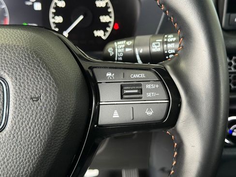 Used 2025 Honda HR-V Sport image 22