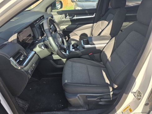 Used 2026 GMC Terrain Elevation AWD/4WD image 9