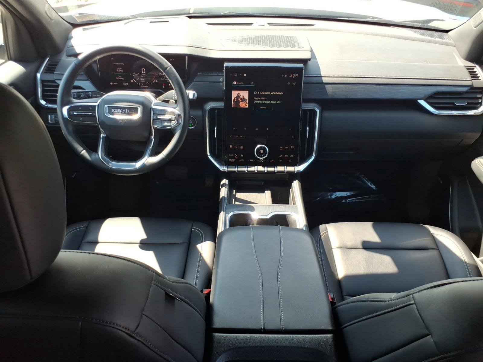 Used 2026 GMC Acadia Elevation w/ Elevation Premium Package AWD/4WD image 26