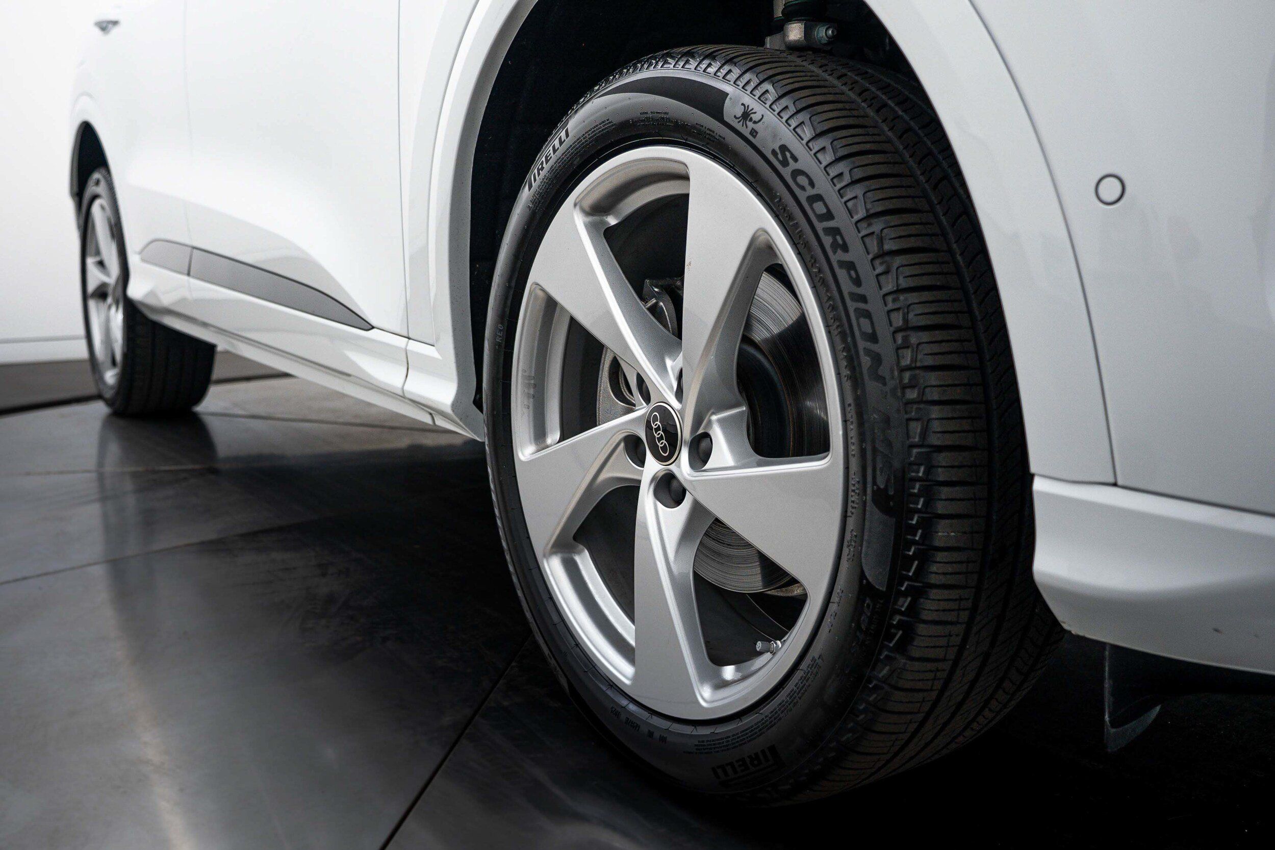 Used 2025 Audi Q5 Premium Plus AWD/4WD image 22