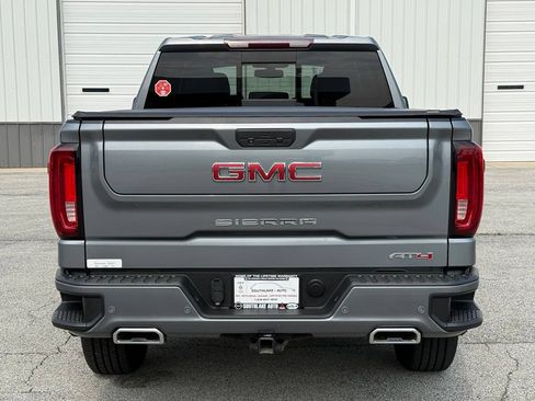 Used 2021 GMC Sierra 1500 AT4 w/ AT4 Premium Package AWD/4WD image 7