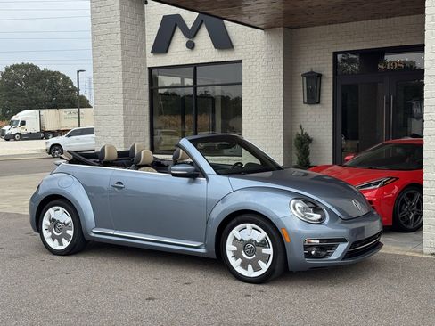 Used 2019 Volkswagen Beetle 2.0T Final Edition SEL image 20
