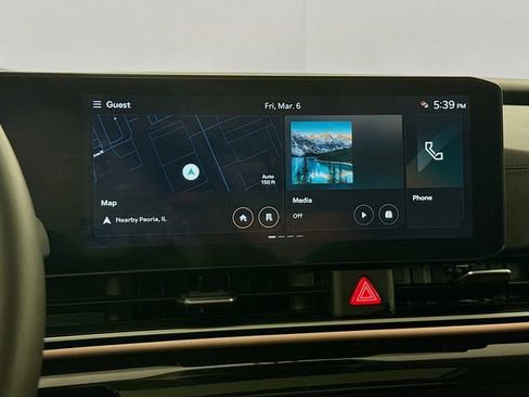 Used 2025 Kia Carnival SX Prestige image 15