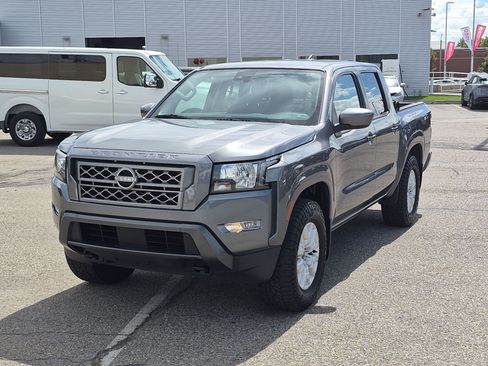 Used 2022 Nissan Frontier SV AWD/4WD image 10