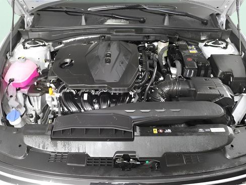 New 2025 Hyundai Sonata SE image 14