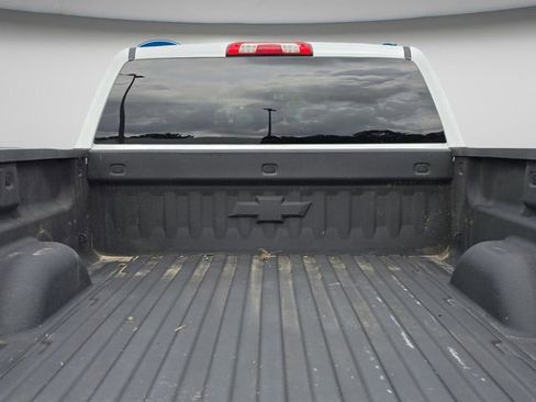 Used 2018 Chevrolet Silverado 1500 Custom w/ Custom Value Package RWD image 13