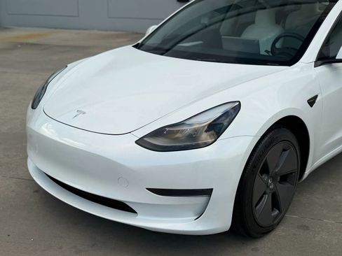 Used 2023 Tesla Model 3 Standard Range RWD image 2