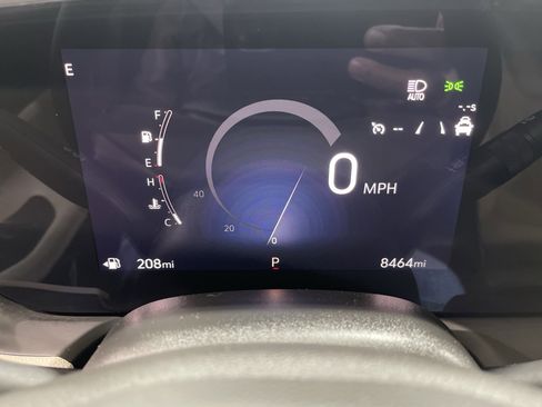 Used 2025 Buick Encore GX Avenir w/ Avenir Technology Package image 28