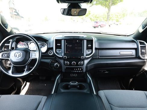 Used 2022 RAM 1500 Big Horn RWD image 31