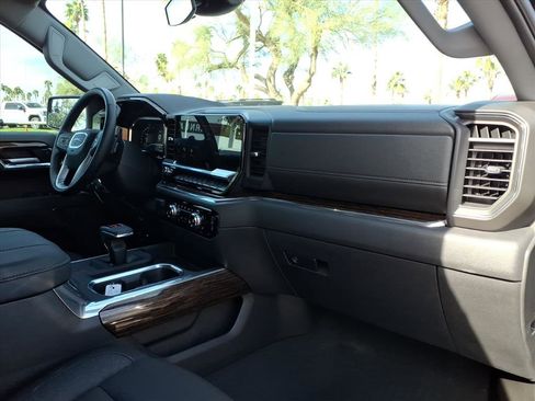 Used 2025 GMC Sierra 1500 Elevation w/ X31 Off-Road Package image 11