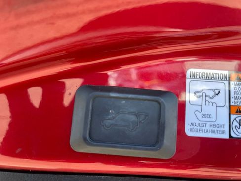 Used 2015 Toyota RAV4 Limited w/ Technology Package image 14