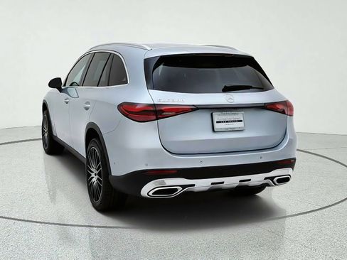 Used 2026 Mercedes-Benz GLC 300 image 11