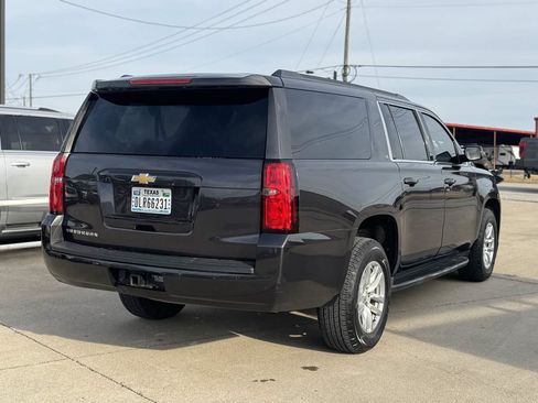 Used 2015 Chevrolet Suburban LT AWD/4WD image 9