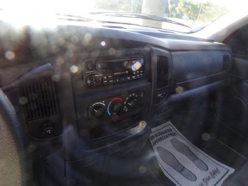 Used 2005 Dodge Ram 1500 Truck ST w/ Trailer Tow Group image 9