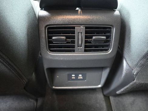 Used 2023 Nissan Rogue SV AWD/4WD image 28