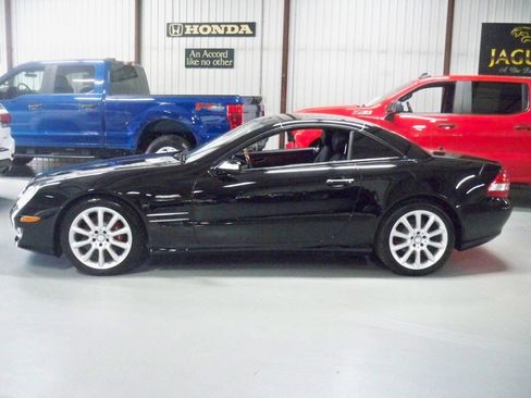 Used 2008 Mercedes-Benz SL 550 image 5