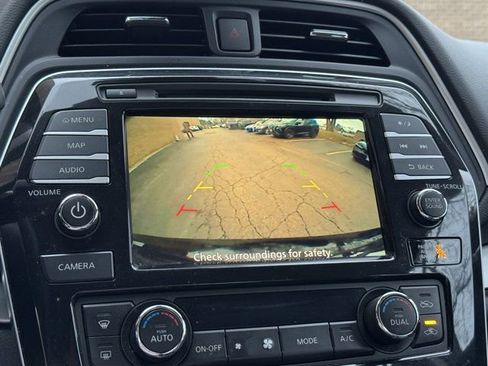 Used 2020 Nissan Maxima 3.5 SL w/ Floor Mat Group image 13