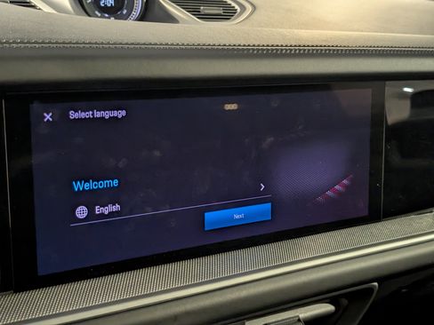 Certified 2025 Porsche Cayenne S image 34