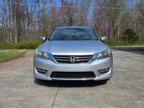 Used 2013 Honda Accord Sport image 2