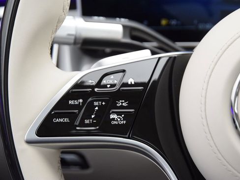 Used 2024 Mercedes-Benz Maybach S 580 4MATIC image 24