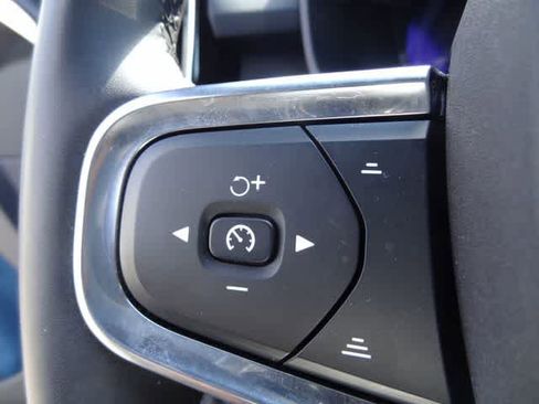 Used 2023 Volvo C40 P8 Recharge Ultimate AWD/4WD image 24