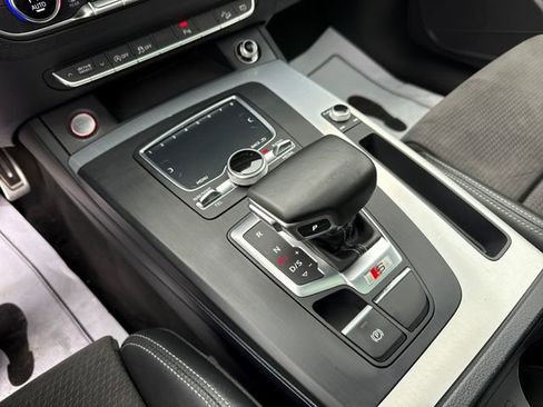 Used 2018 Audi SQ5 Premium Plus AWD/4WD image 37