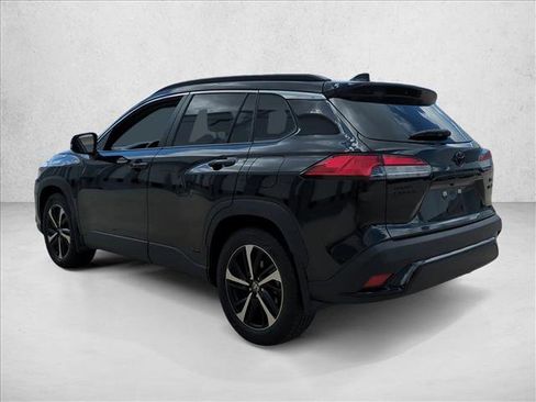 Used 2024 Toyota Corolla Cross XSE w/ Convenience Package image 7