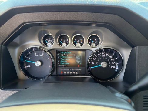 Used 2016 Ford F350 Lariat w/ Chrome Package image 16