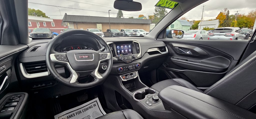 Used 2024 GMC Terrain SLT w/ Tech Package AWD/4WD image 13