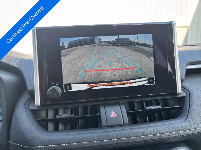 Used 2025 Toyota RAV4 LE FWD image 20