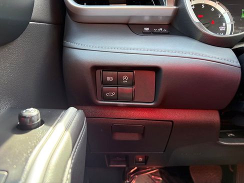 Certified 2025 Toyota Highlander XLE AWD/4WD image 26