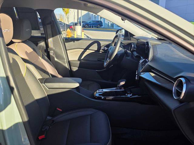 Used 2026 Chevrolet Trax ACTIV w/ Driver Confidence Package FWD image 11