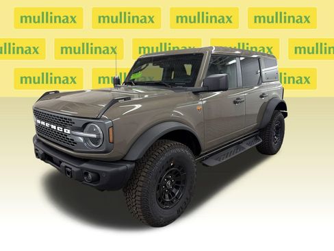 New 2026 Ford Bronco Badlands image 13