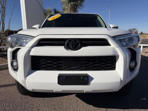 Used 2020 Toyota 4Runner SR5 image 10