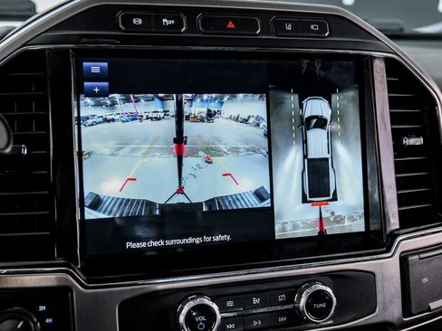 Used 2022 Ford F450 Platinum image 19