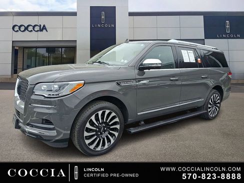 Used 2023 Lincoln Navigator L Black Label AWD/4WD image 1
