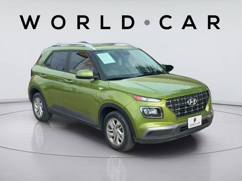 Used 2020 Hyundai Venue SEL FWD image 16