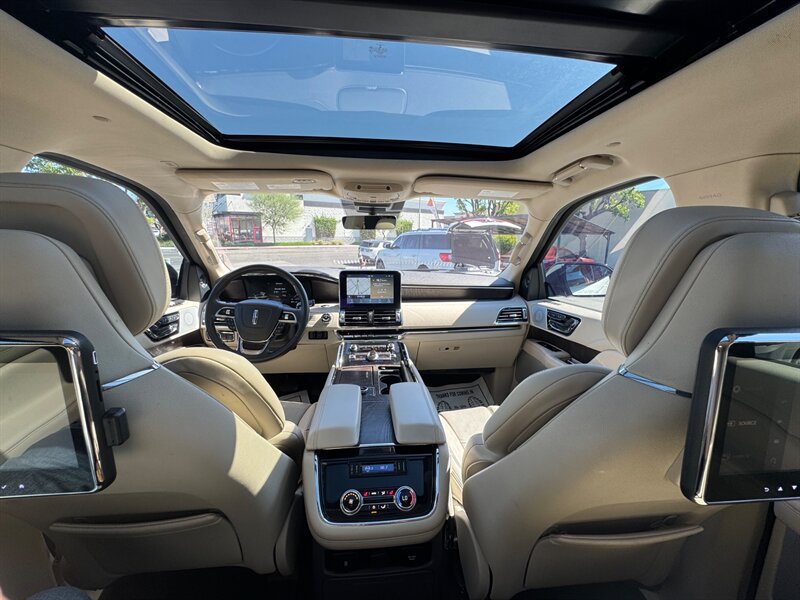 Used 2020 Lincoln Navigator L Reserve w/ Luxury Package AWD/4WD image 33