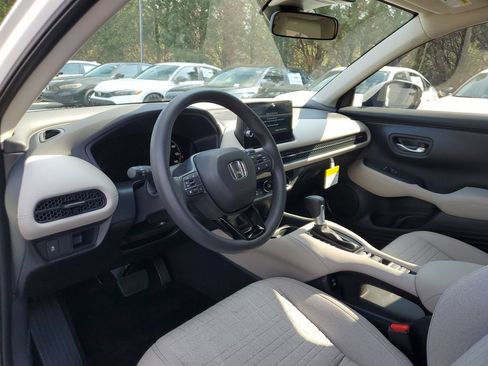 New 2027 Honda HR-V LX image 15