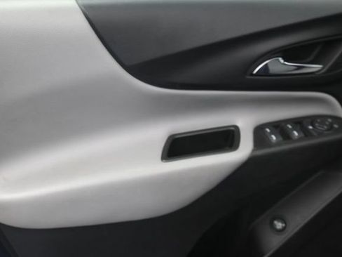 Used 2024 Chevrolet Equinox LT AWD/4WD image 13