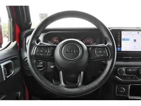 Used 2024 Jeep Wrangler Unlimited Sport AWD/4WD image 16