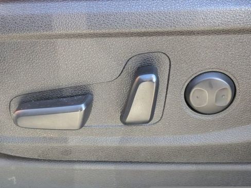 Used 2025 Kia Telluride EX X-Line image 17